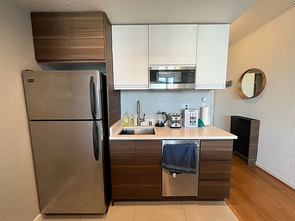 5th image of 201 Harrison St #1228