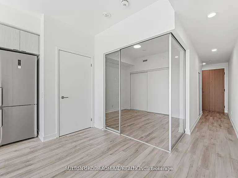 1660 Bloor St W #908 — Photo 5