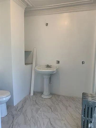 53 Park 2f Pl — Photo 3