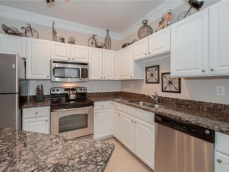 1850 Cotillion Dr #1319 — Photo 4