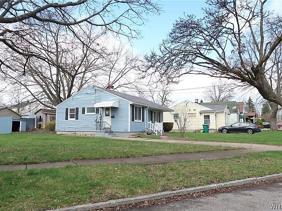 4th image of 3750 Deveaux St
