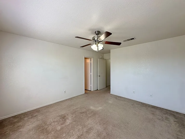 5300 Lauren Lea Dr — Photo 22