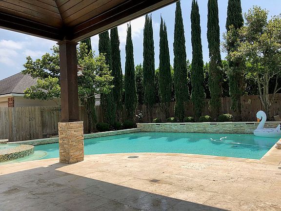 3rd image of 21815 Hidden Falls Ct