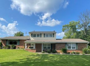 1088 Kirby Rd, Lebanon, OH 45036