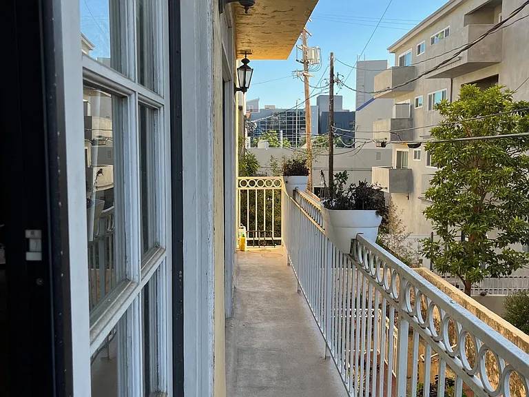 1645 Camden Ave #202 — Photo 16