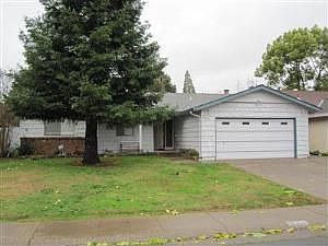 3rd image of 10153 La Alegria Dr
