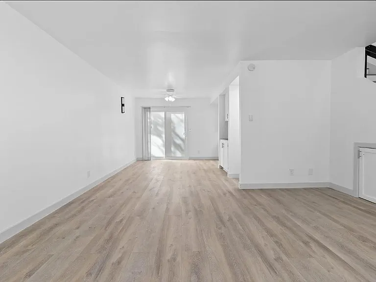 1151 N Peck Ave — Photo 42