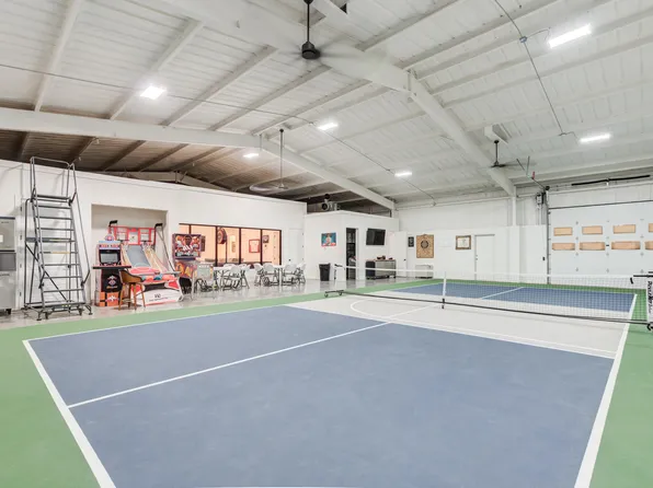 3405 107th St, Lubbock, TX 79423