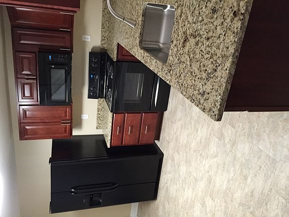 5th image of 4042 Saint Augustine Ln