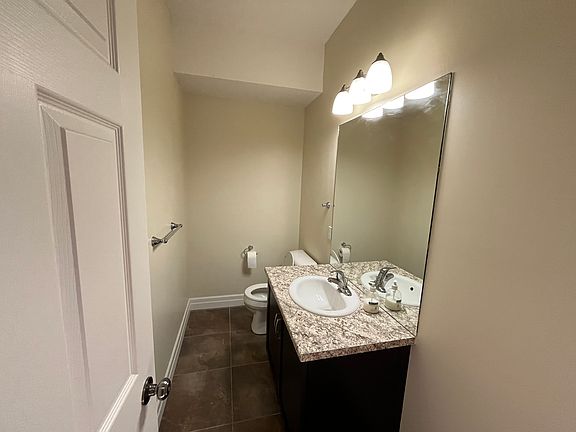 3rd image of 1180 Countrystone Dr