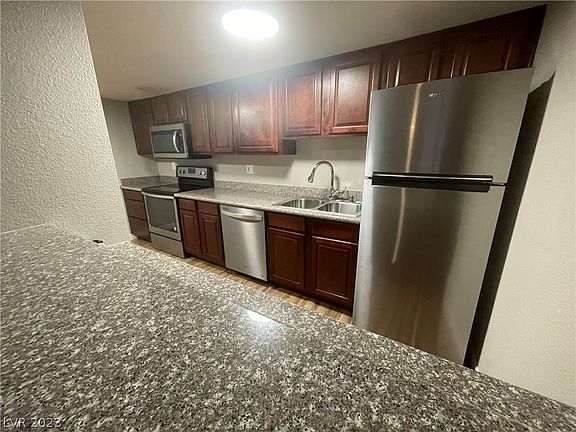 4th image of 4470 Sandy River Dr Unit 59