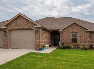 1007 Mitchell Ln, Pea Ridge, AR 72751