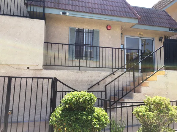 Doty Apartment North & South, 13530 Doty Ave #3851be246, Hawthorne, CA 90250