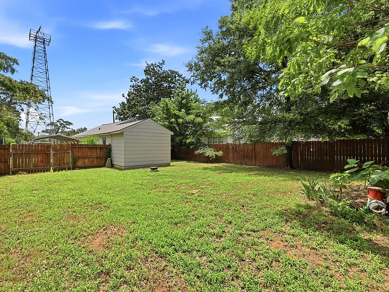 601 Kay St — Photo 24