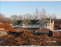 2nd image of 13 Lantern Ln