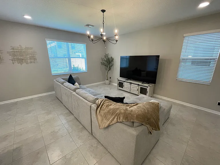 2633 Sunny Pebble Loop — Photo 7