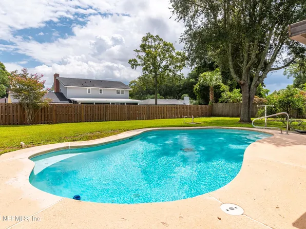 3557 SANDBURG Road, Jacksonville, FL 32277