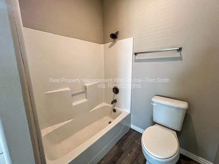 6705 Maribette Rd — Photo 8