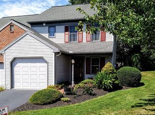 289 Mason Dr, Ephrata, PA 17522