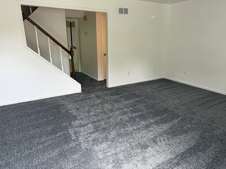 145 Old Forge Dr — Photo 2