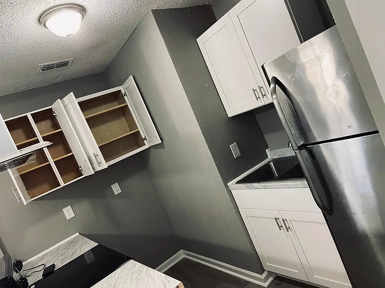 7328 N Shore Dr — Photo 5