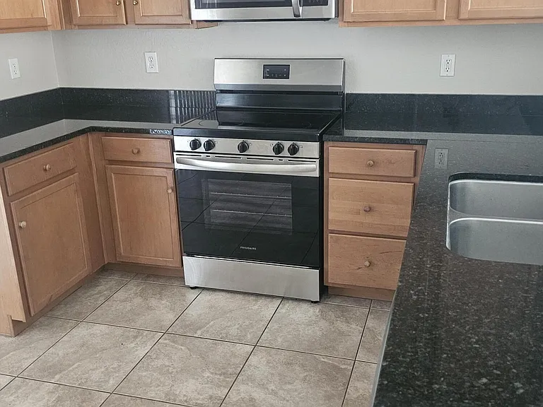 41240 W Capistrano Dr #37459-W — Photo 4