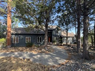 1016 NW Foxwood, Bend, OR 97703