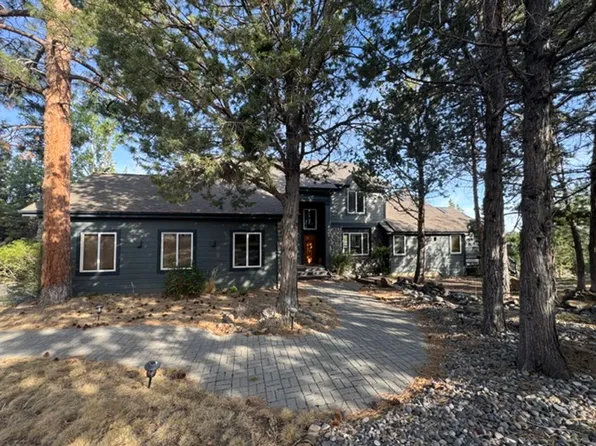 1016 NW Foxwood, Bend, OR 97703