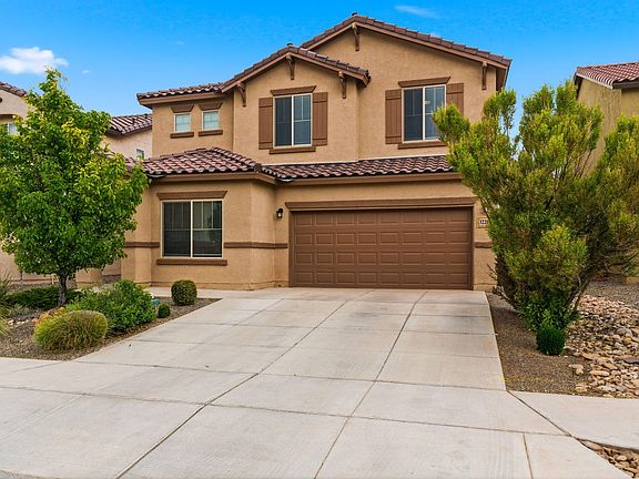 3rd image of 3229 Llano Vista Loop NE