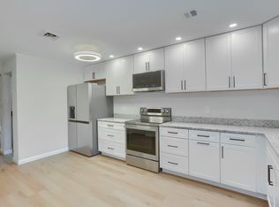 171 Maple St APT B, Rochester, PA 15074