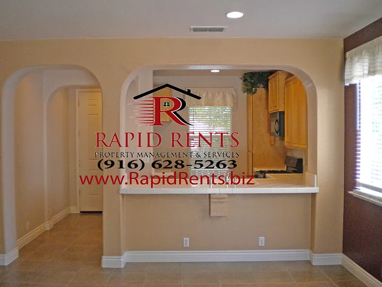 10057 Van Brocklin Way — Photo 2