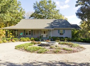 3675 Spaulding Orchard Rd, Springfield, IL 62711