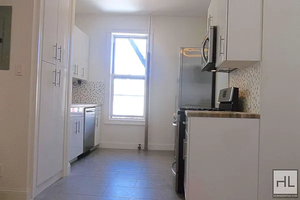 Rented by Highline Residential | media 18