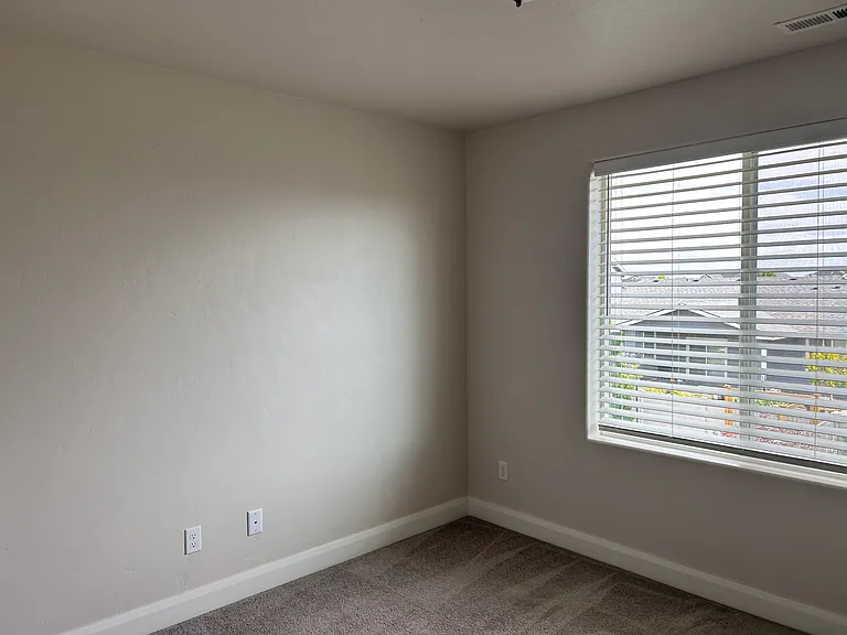 5848 W Riva Capri St — Photo 18