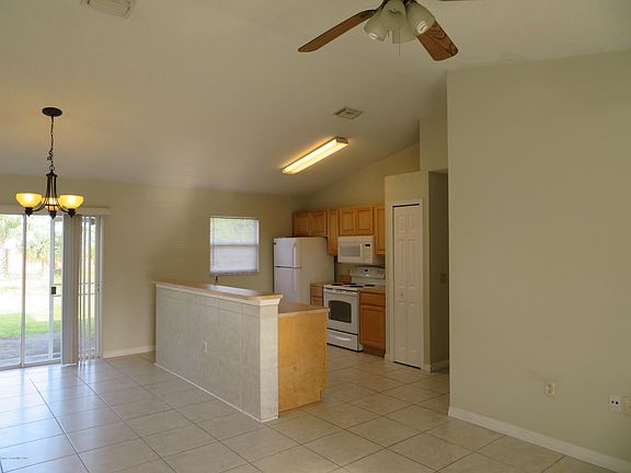 5th image of 1284 Ashboro Cir SE