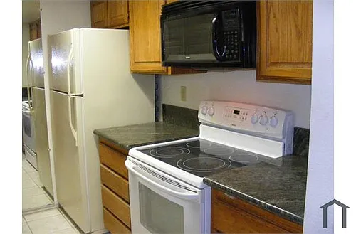 5234 Makati Cir Photo 1