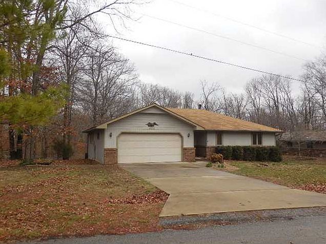1st image of 1 Taunton Ln