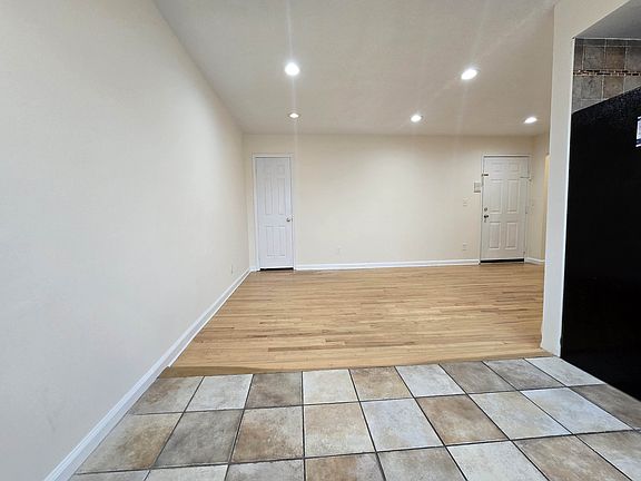 4th image of 6405 Durham Ave APT 1B