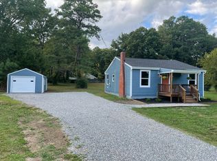 404 Hanover Rd, Sandston, VA 23150