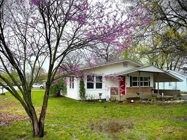 106 Mayo St, Lamar, MO 64759