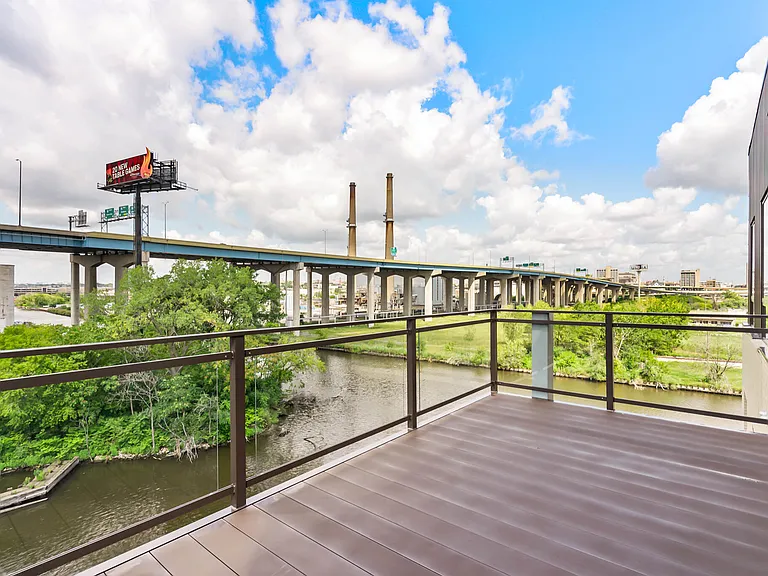 River Place Lofts — Photo 103