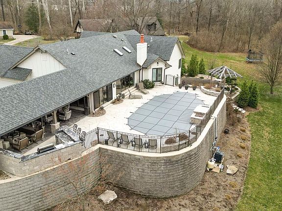 2nd image of 2111 Patrician Way Ct