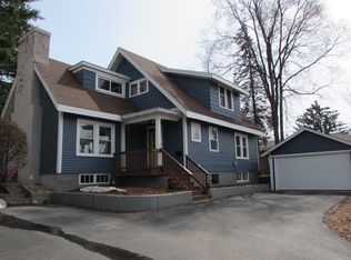 319 S Washington St, Waupaca, WI 54981