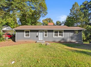 1945 Camp Greene St, Charlotte, NC 28208