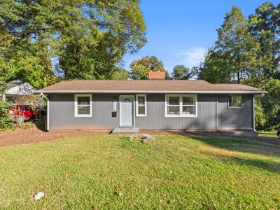 1945 Camp Greene St, Charlotte, NC, 28208