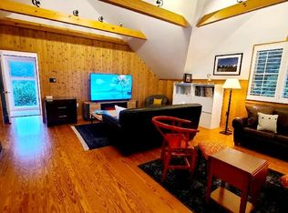 18727 Silcott Springs Rd #B, Purcellville, VA 20132