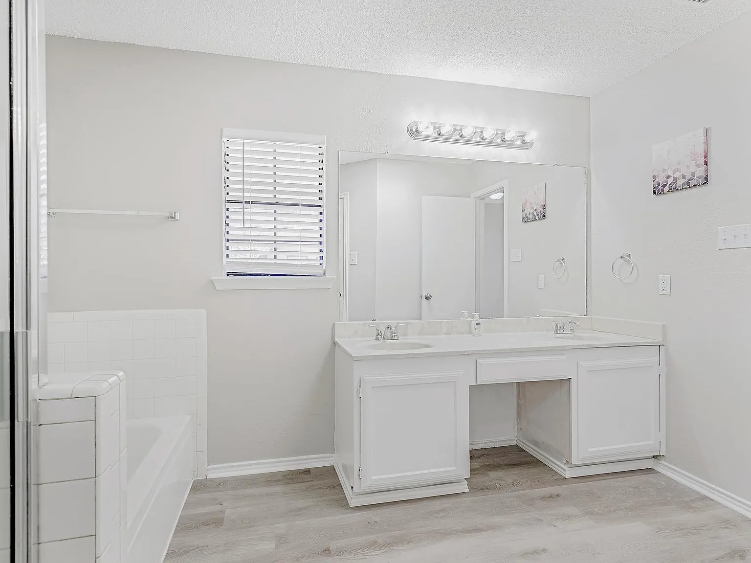 4 bed, 2.5 bath, 1682 sqft, $598 — Photo 4