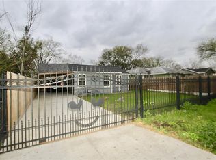 6805 Tommye St, Houston, TX 77028