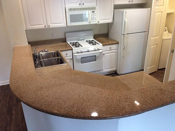 3rd image of 2540 Northside Dr APT 211