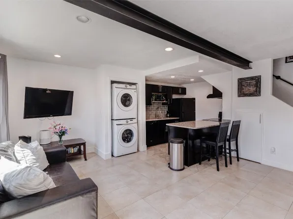 7152 Fair Oaks Ave APT 1073, Dallas, TX 75231